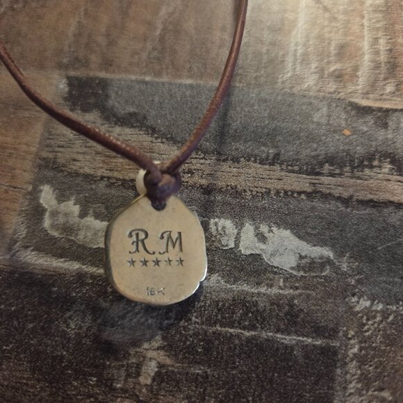 RM 16K Gold Charm with Pearl Necklace - Picture 5 of 5